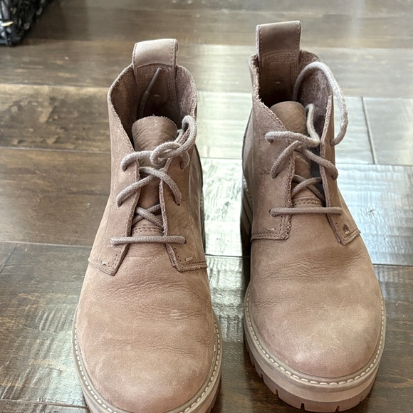 Timberland women’s Brown Chukka Boots - Picture 5 of 7